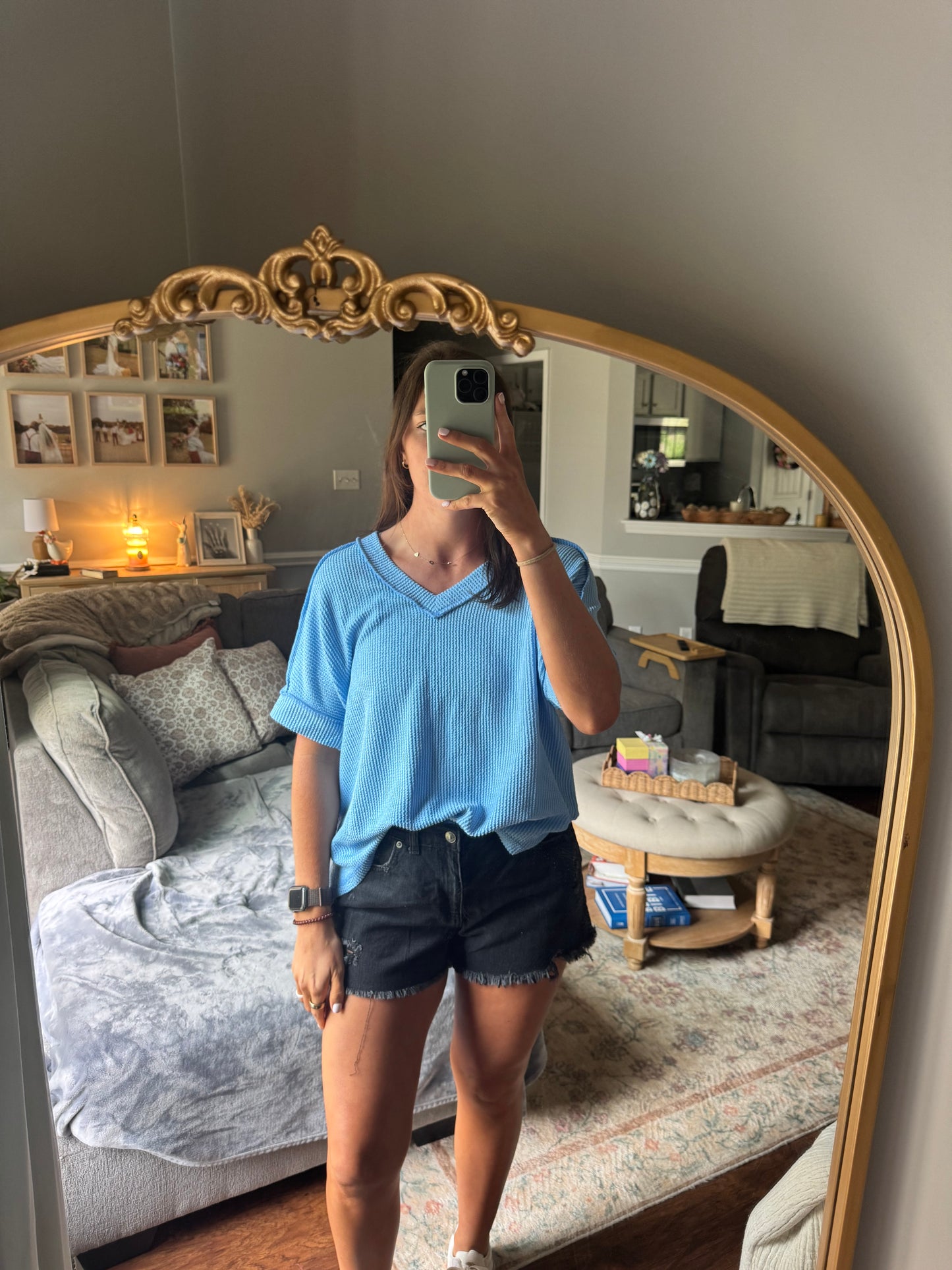 RAISED RIB SHORT SLEEVE V NECK TOP